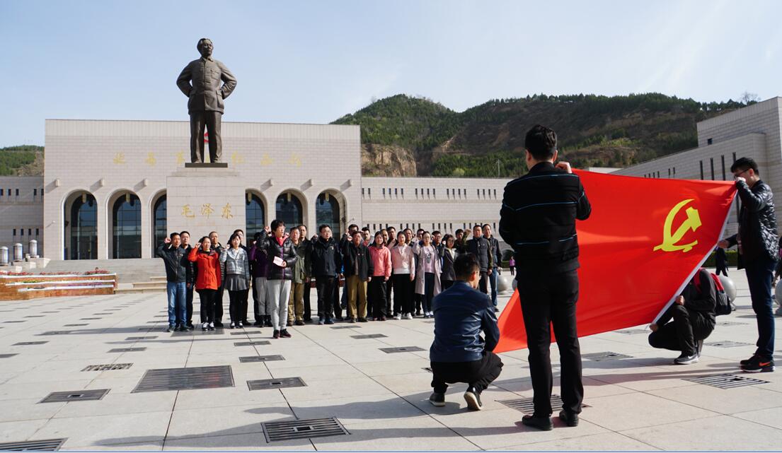 1529044777802370 1529044777802370